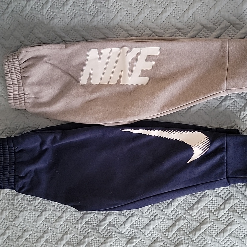 Nike Kids Therma Fit Pants - Navy and Gray (Good Play Condition)